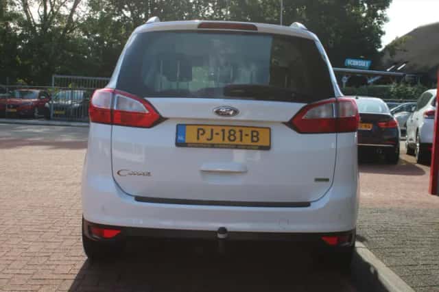 Ford Grand C-Max (2017) thumbnail 4
