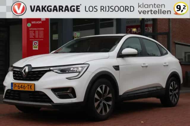 Renault Arkana (2022) thumbnail 1