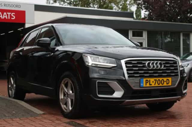 Audi Q2 (2017) thumbnail 6