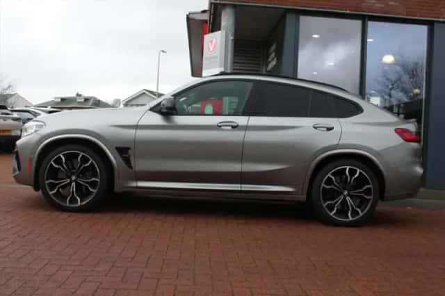 BMW X4 (2020) thumbnail 3