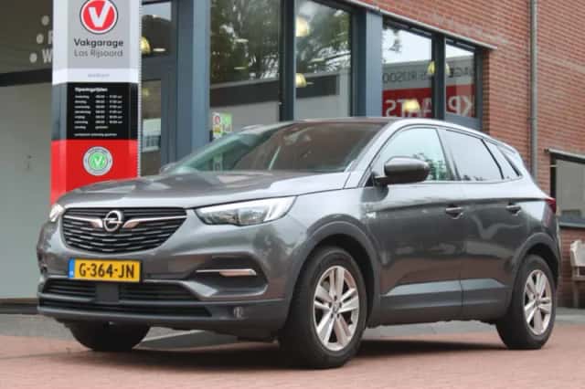 Opel Grandland (2018) thumbnail 1