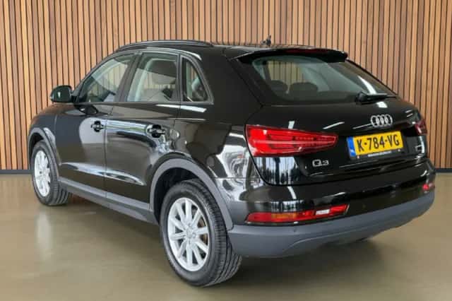 Audi Q3 (2018) thumbnail 4