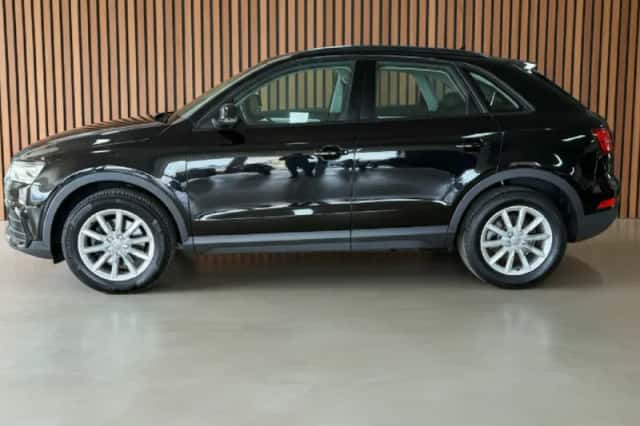 Audi Q3 (2018) thumbnail 5