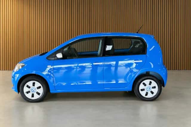 Volkswagen Up! (2016) thumbnail 5