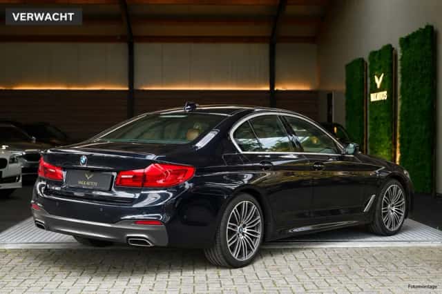 BMW 5-Serie (2017) thumbnail 2