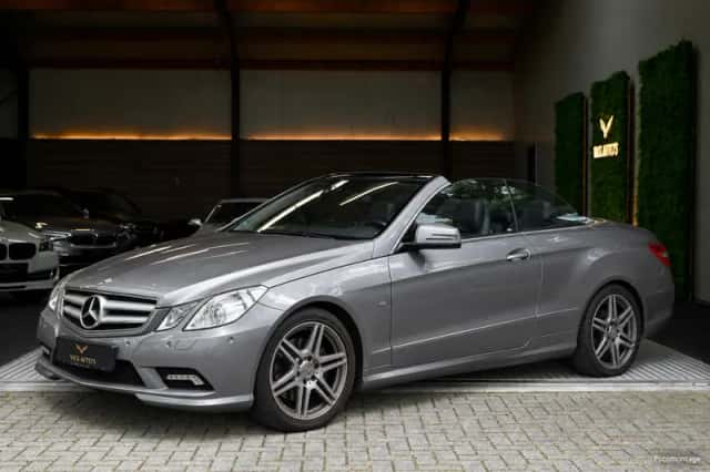 Mercedes-Benz E-Klasse (2011) thumbnail 1