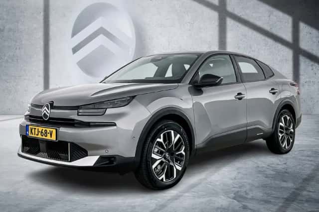 Citroën C4 X (2025) thumbnail 1