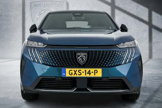 Peugeot 3008 (2024) thumbnail 5