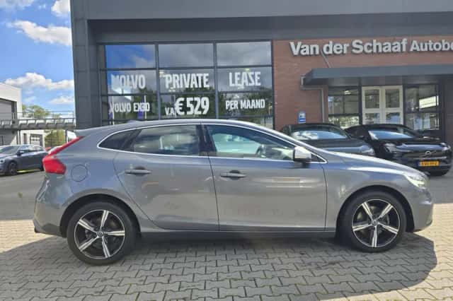 Volvo V40 (2018) thumbnail 6