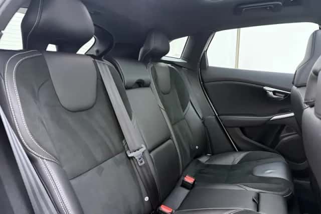 Volvo V40 (2019) thumbnail 6