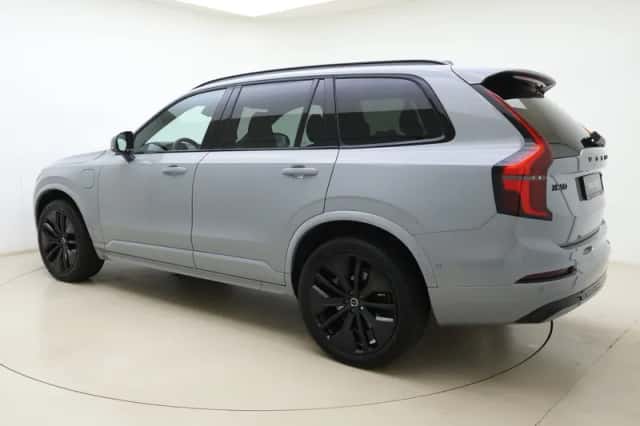 Volvo XC90 (2026) thumbnail 3