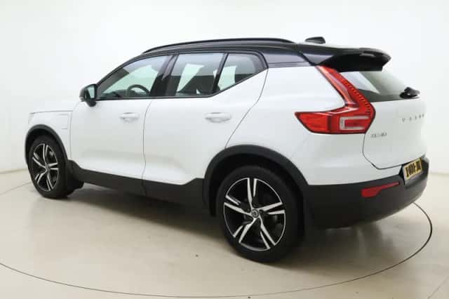 Volvo XC40 (2021) thumbnail 3