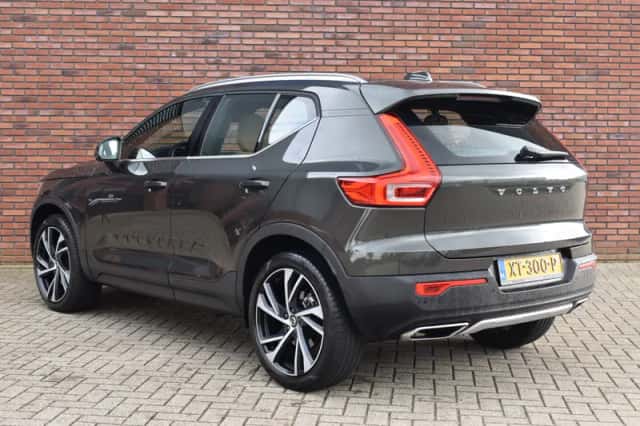 Volvo XC40 (2019) thumbnail 4