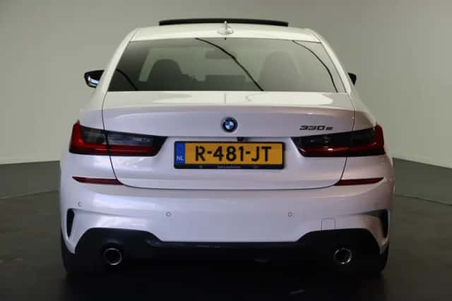 BMW 3-Serie (2022) thumbnail 4