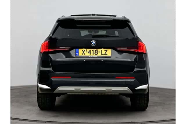 BMW X1 (2024) thumbnail 3