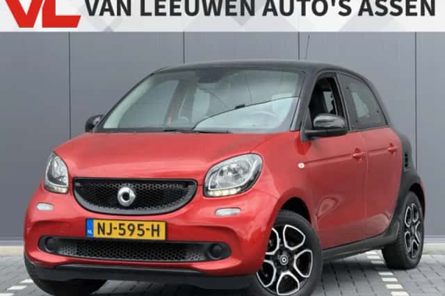 Smart Forfour (2015) thumbnail 1