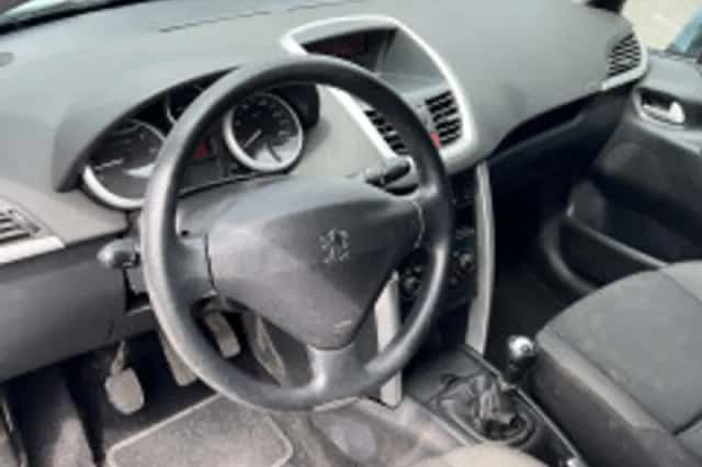 Peugeot 207 (2012) thumbnail 3