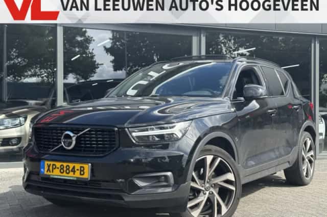 Volvo XC40 (2019) thumbnail 1