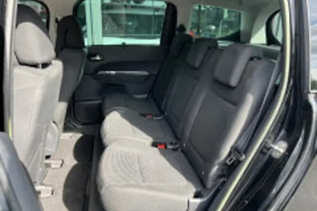 Peugeot 5008 (2013) thumbnail 6