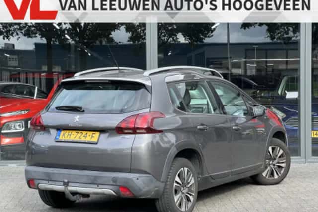 Peugeot 2008 (2016) thumbnail 2