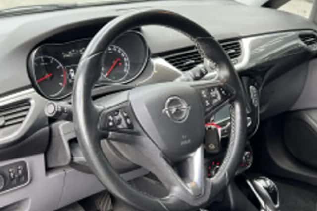 Opel Corsa (2016) thumbnail 4