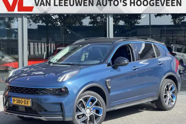 Lynk & Co 01 (2022) thumbnail 1