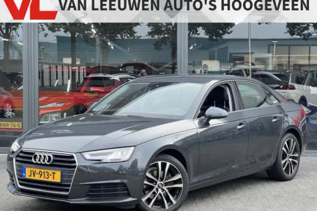 Audi A4 (2016) thumbnail 1
