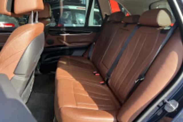 BMW X5 (2015) thumbnail 6
