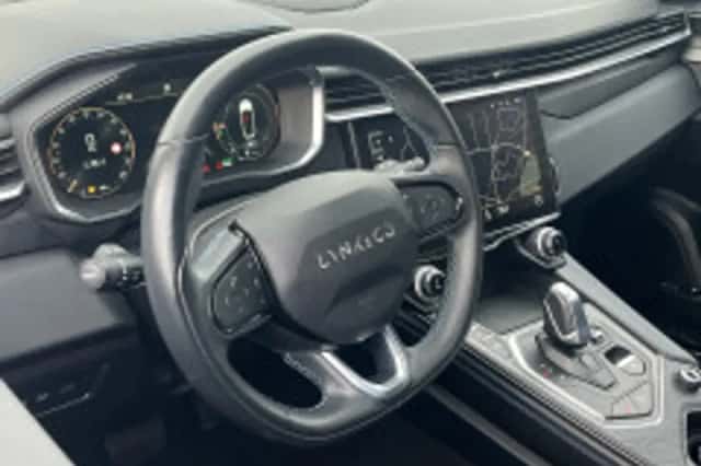 Lynk & Co 01 (2022) thumbnail 4