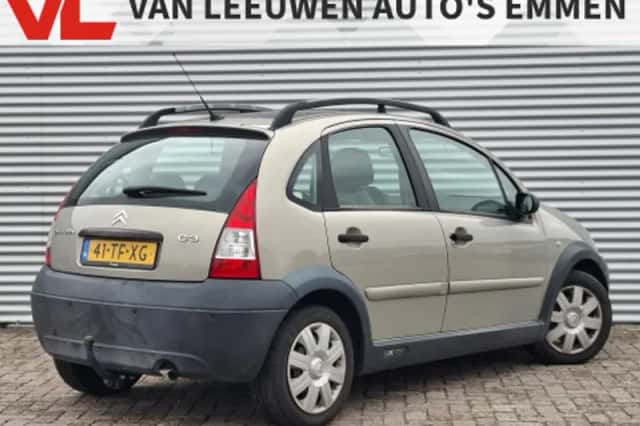 Citroën C3 (2006) thumbnail 2