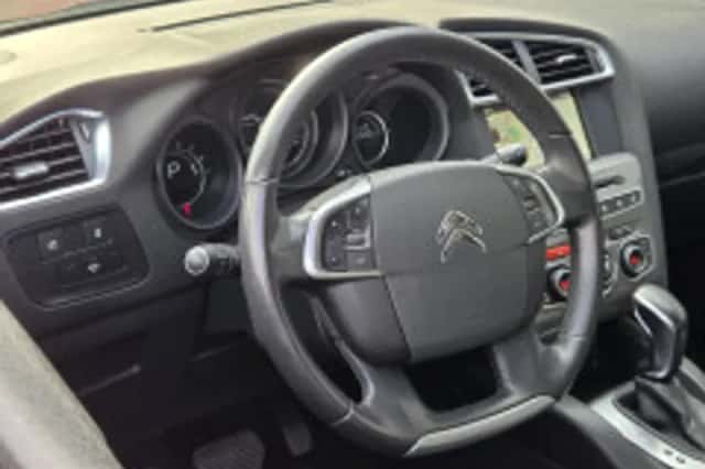 Citroën C4 (2016) thumbnail 4