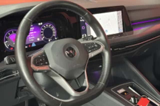 Volkswagen Golf (2020) thumbnail 3