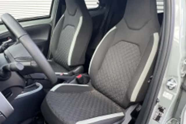 Toyota Aygo (2025) thumbnail 4