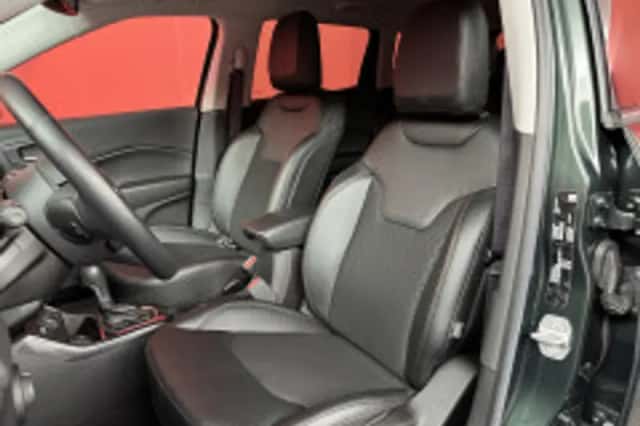 Jeep Compass (2021) thumbnail 4