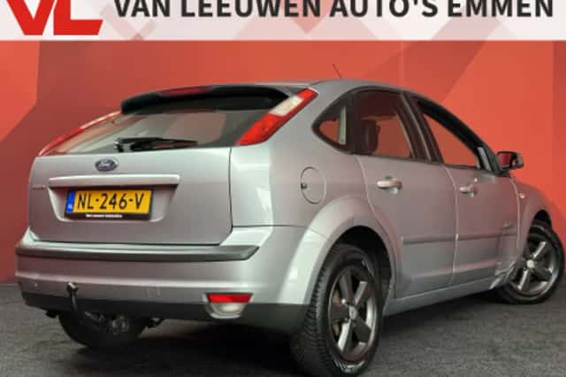 Ford Focus (2017) thumbnail 2