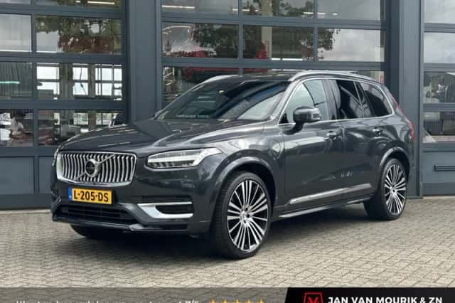 Volvo XC90 (2021) thumbnail 1