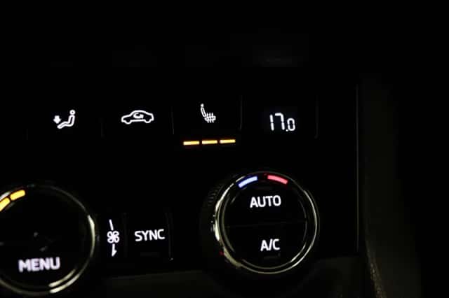 Škoda Karoq (2020) thumbnail 5
