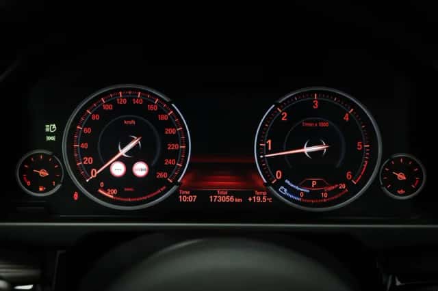 BMW X5 (2016) thumbnail 4