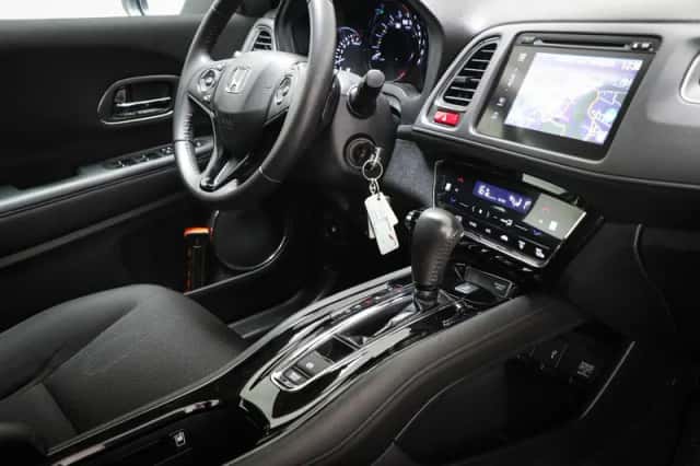 Honda HR-V (2018) thumbnail 3