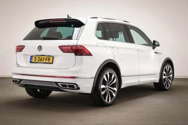 Volkswagen Tiguan (2023) thumbnail 2