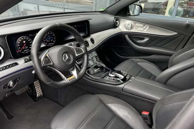 Mercedes-Benz E-Klasse (2017) thumbnail 3