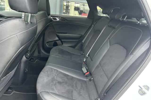 Kia Ceed (2022) thumbnail 5