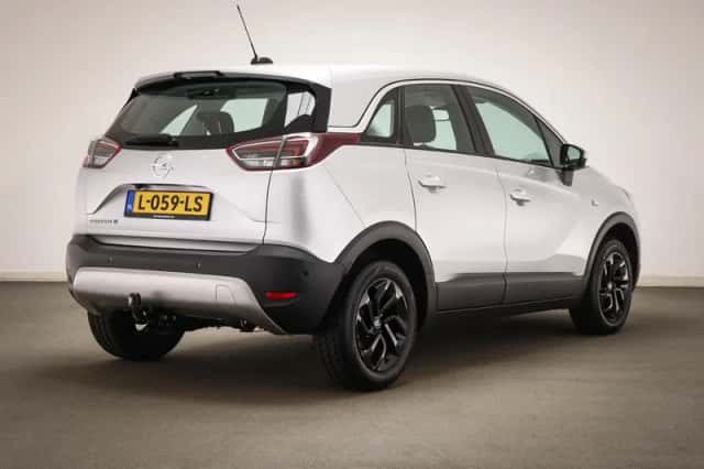 Opel Crossland X (2019) thumbnail 2