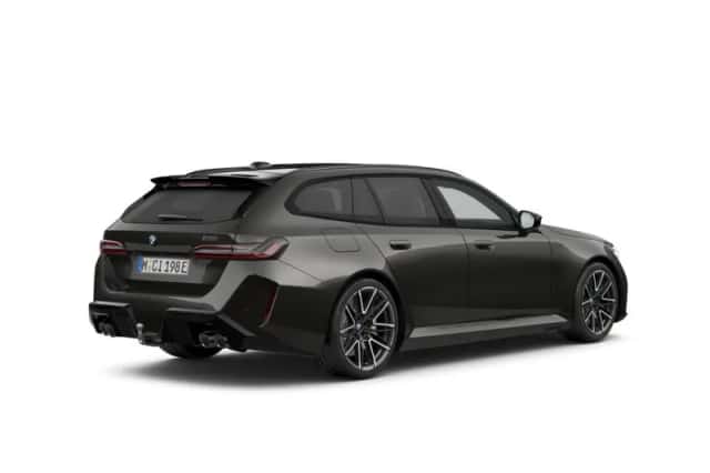 BMW M5 (2026) thumbnail 2