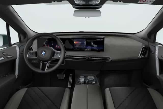 BMW iX (2026) thumbnail 4