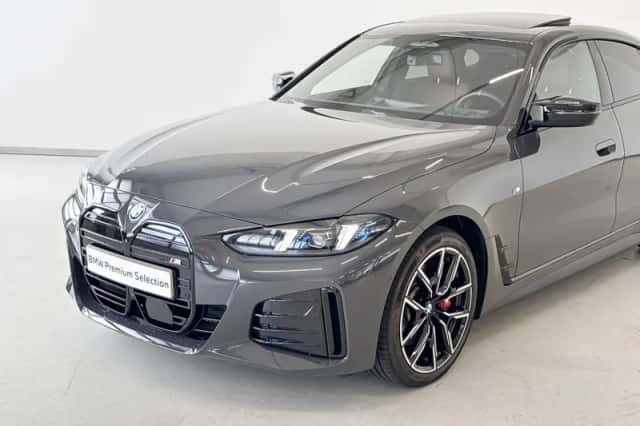 BMW i4 (2026) thumbnail 2