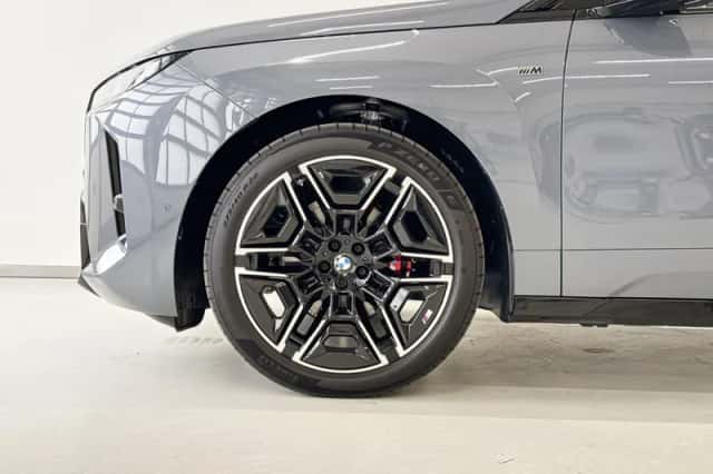 BMW iX (2026) thumbnail 4