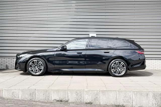 BMW 5-Serie (2024) thumbnail 2