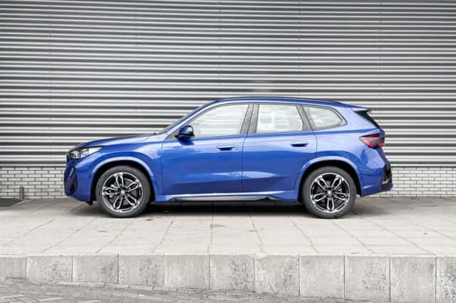 BMW X1 (2023) thumbnail 2