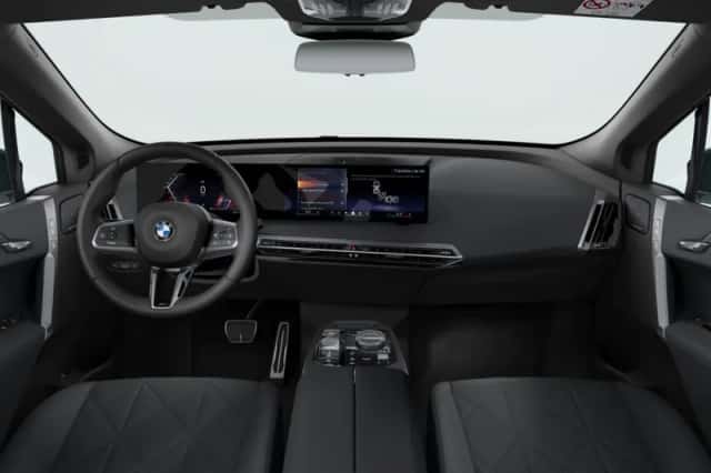 BMW iX (2026) thumbnail 3